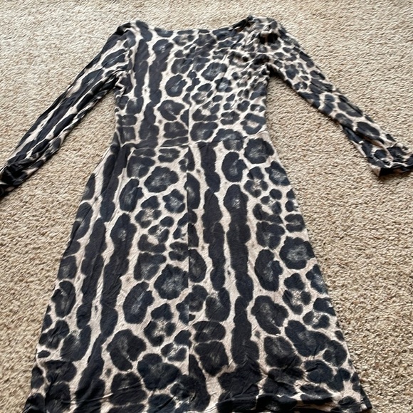Velvet by Graham and Spencer animal print dress size L - Picture 4 of 9